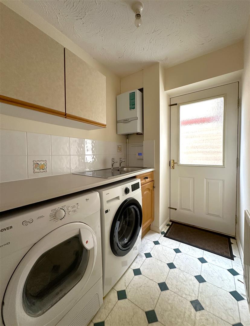 Drake Crescent, Chippenham